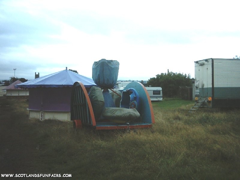 Billy Hammonds Spinning Saucers