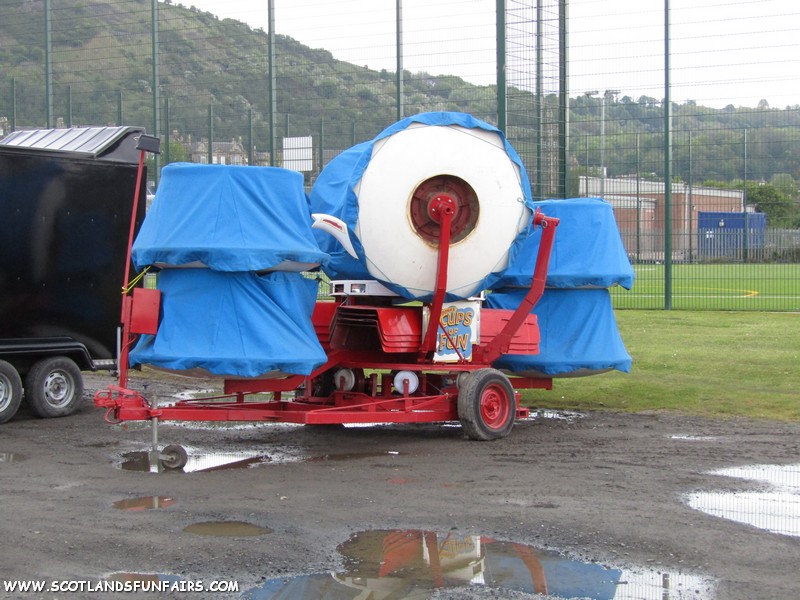 Nathaniel Codonas Teacups Load