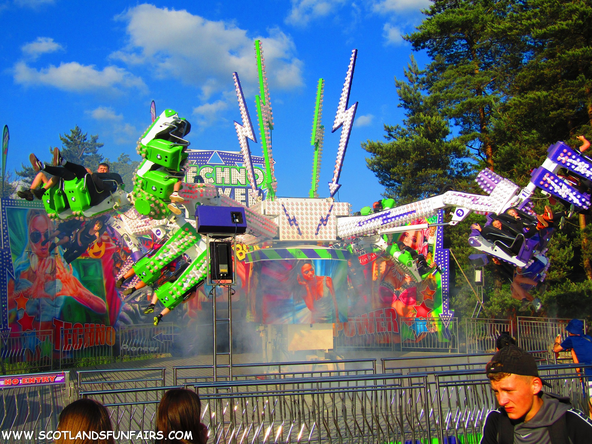 Mitchell Taylors Extreme