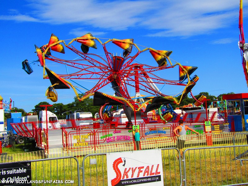 Christian Whites Skydiver