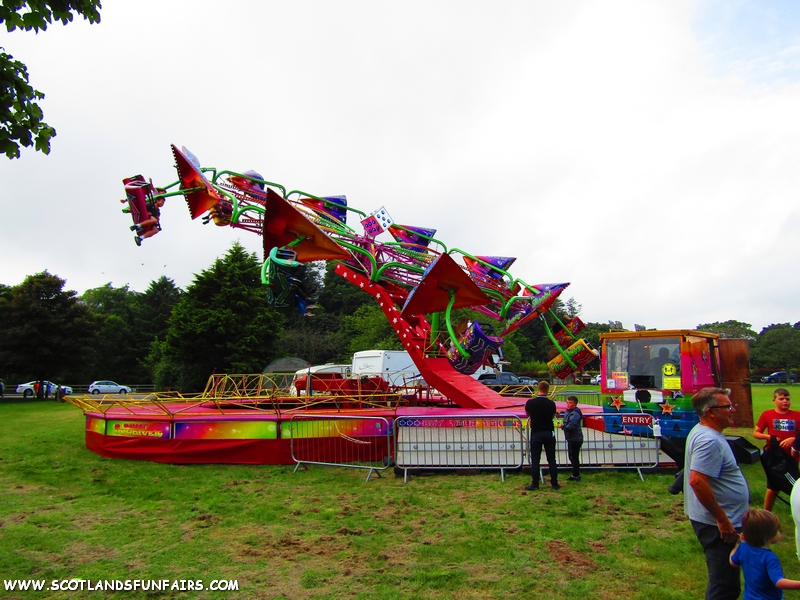 Grant & Warren Wallis's Skydiver