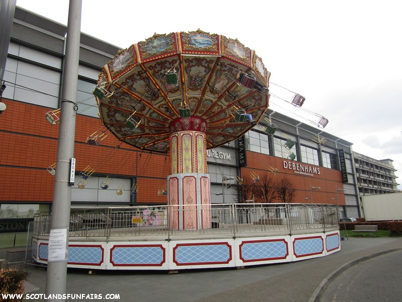 Global Events & Attractions Waveswinger