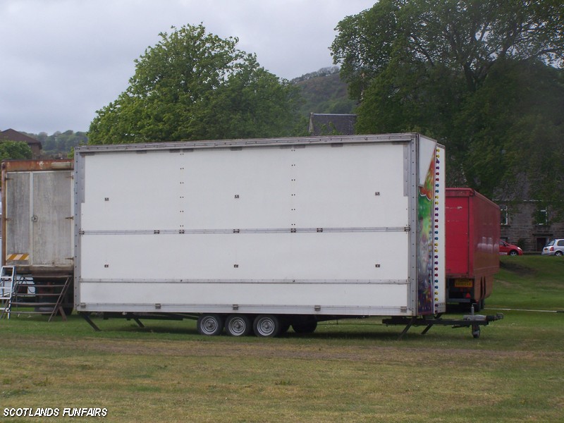 Warren Knowles Cranes