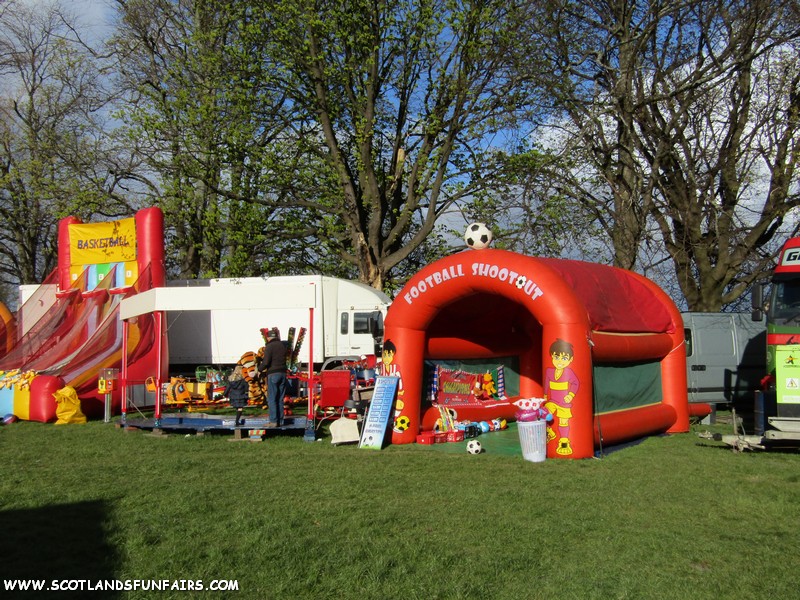 Thomas Findlays Inflatable Kicker