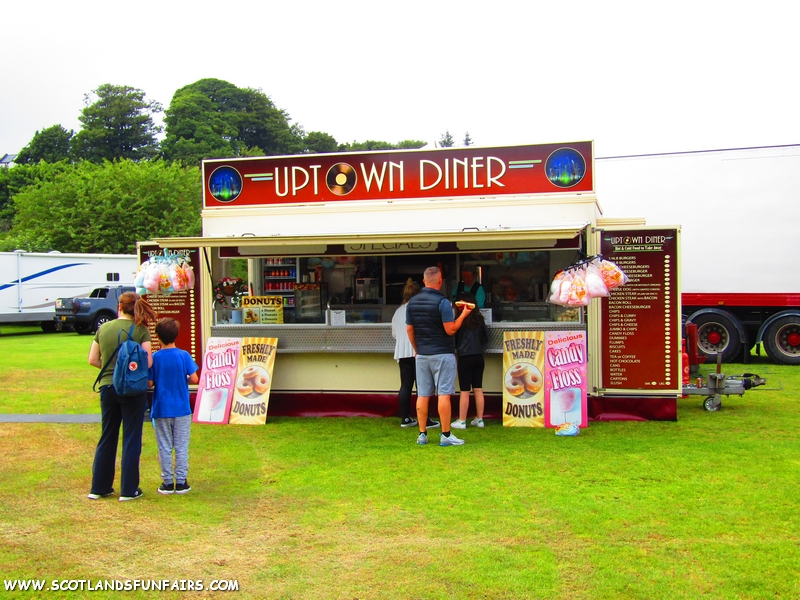 Grant & Warren Wallis's Kiosk